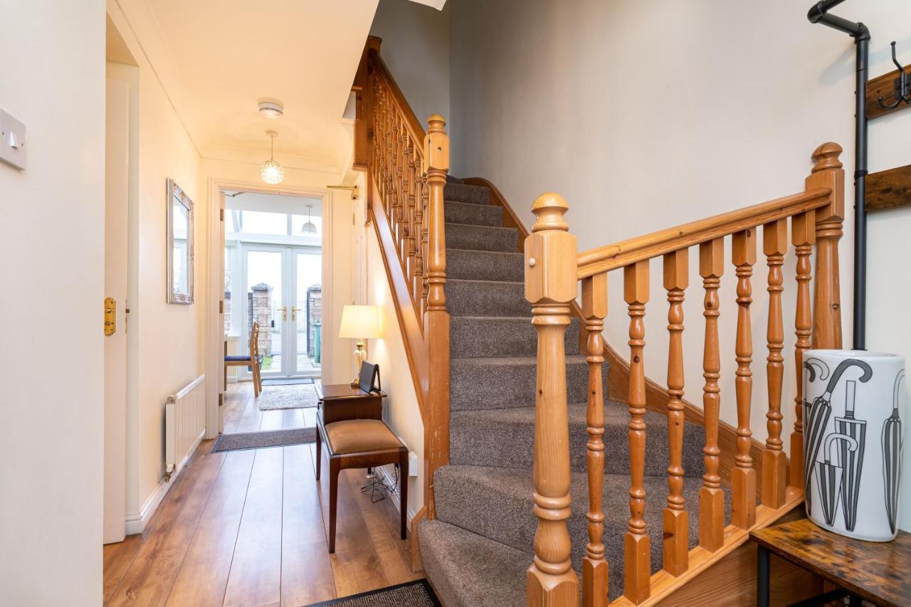 4 Bedroom Townhouse In スターリング エクステリア 写真